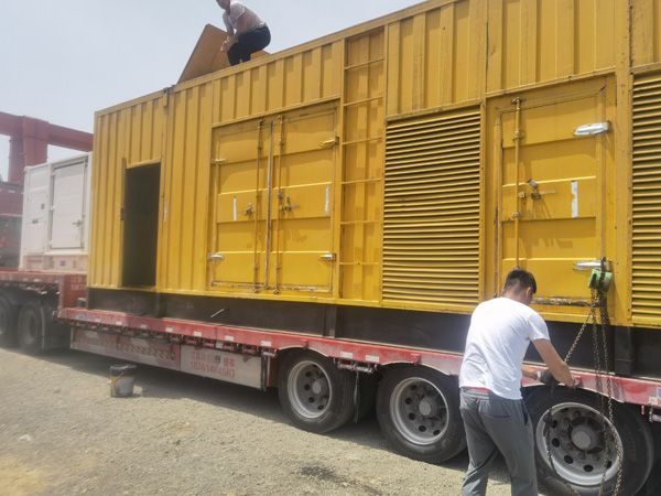 宁德发电机出租100KW发电机需要什么规格的电缆线？