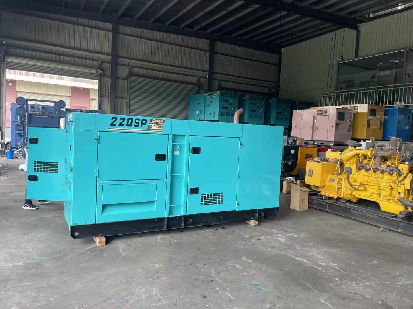 宁德800kW 柴油发电机的输出电流波动范围是多少？